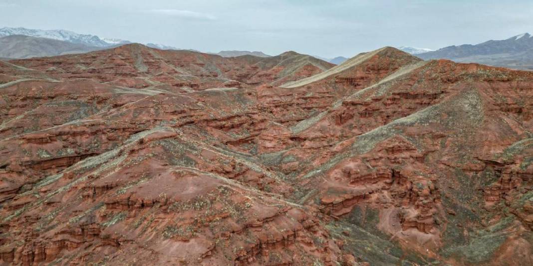 Halk ‘Kırmızı Periler Diyarı’ diyor: 300 milyon yıl önce oluştuğu biliniyor 4